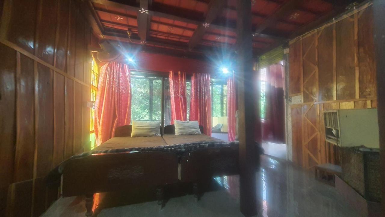 Amruta Homestays Chikhaldara Exterior foto